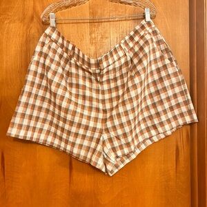 Nine West Plaid Shorts Size XL NWT